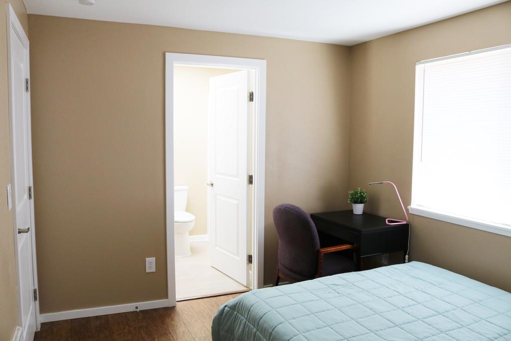 Quiet, Clean And Comfortable Room Seattle Exterior foto