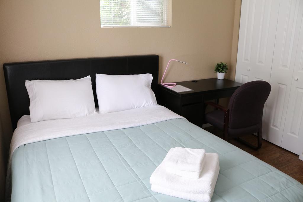 Quiet, Clean And Comfortable Room Seattle Exterior foto
